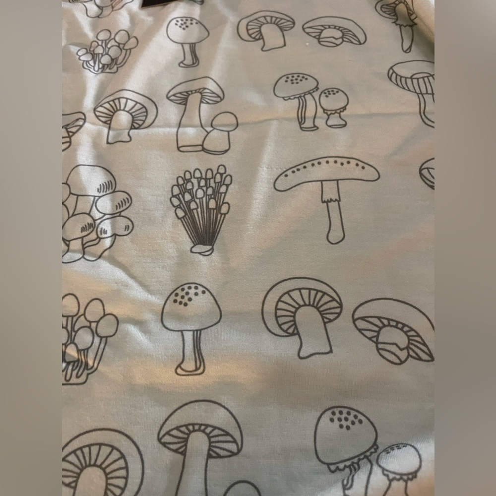 SHEIN X Saramiel Art Mushroom Print Drop Shoulder Sweatshirt, Green, Small, NWT - Picture 8 of 8
